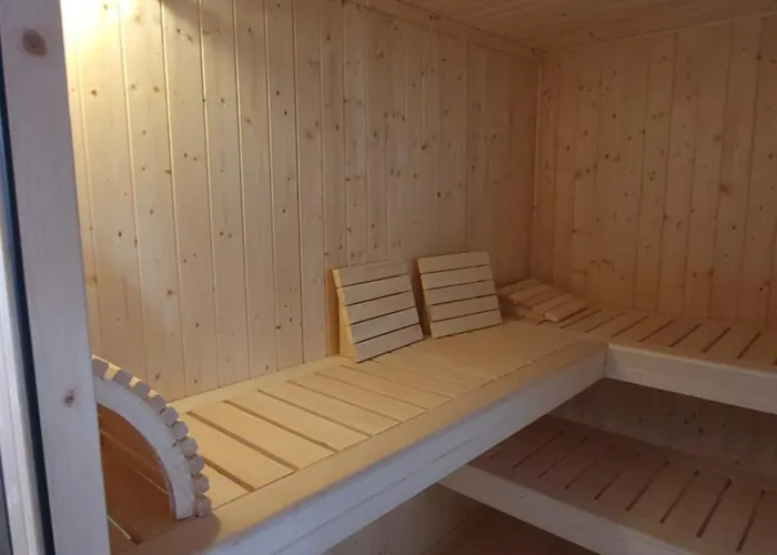 샬레 Holztraum Mit Sauna *