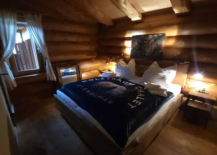 Holztraum Mit Sauna 샬레 상트엥글마